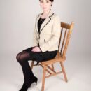 ヘアー:アップスタイル(イス全身)